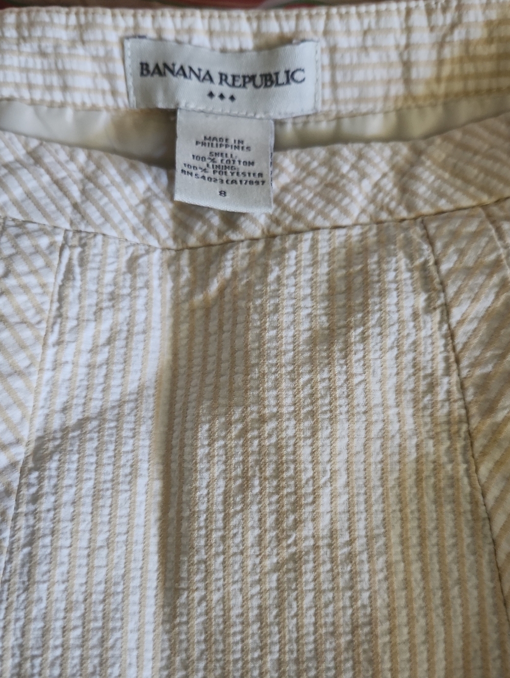 Banana Republic Cream and Beige Seersucker Stripe Skirt